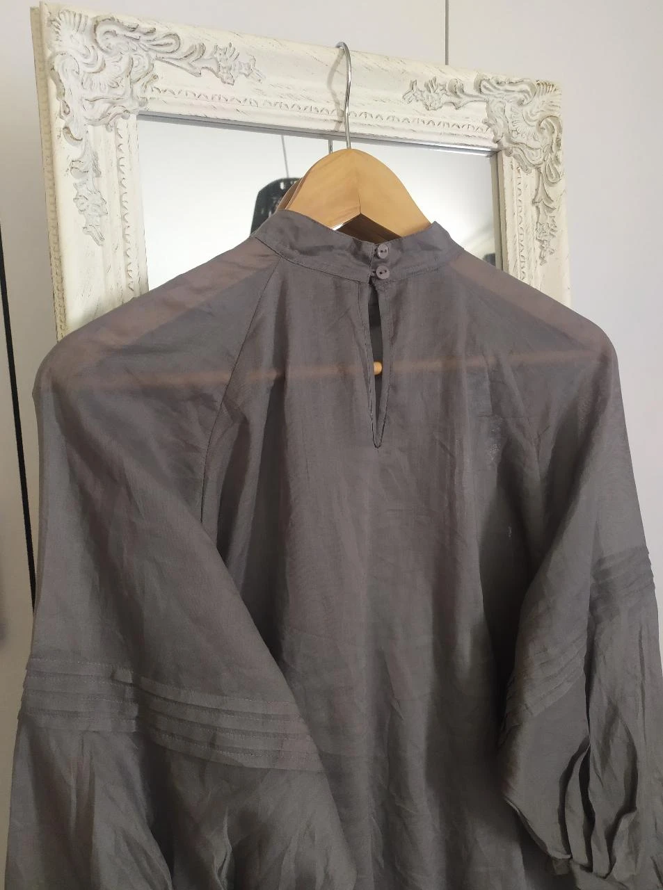 Stile Benetton Light Grey Pleated Balloon Sleeve Blouse M – photo 13